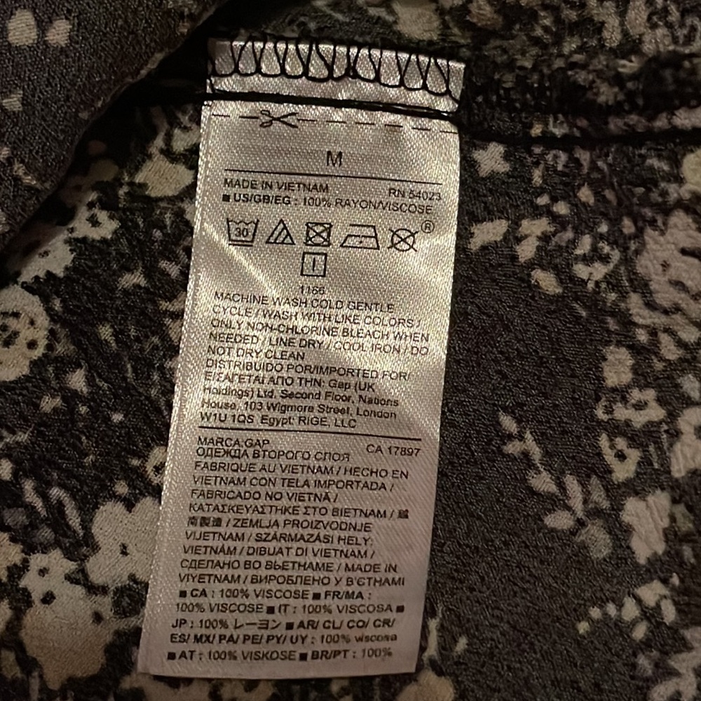 GAP Floral Skater Skirt - Picture 7 of 9